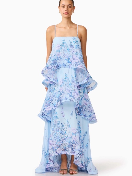 Elliatt Dresses & Skirts - Elliatt Tiered Dress
